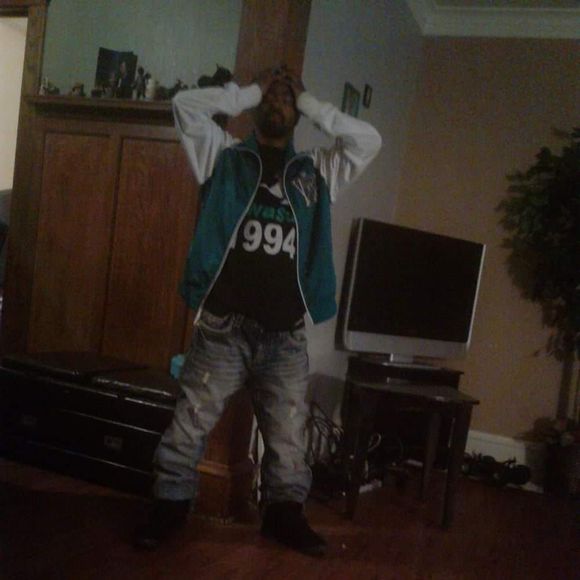 Meet your Posher, Jonathan - Picture 1 of 1